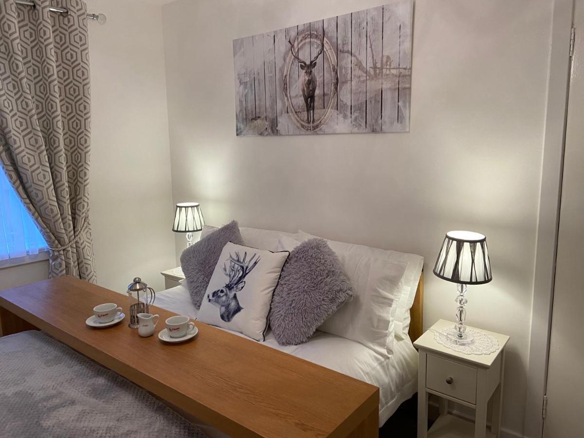 Historic Old Town 2 Bed Ground Floor Apartment สเตอร์ลิง ภายนอก รูปภาพ