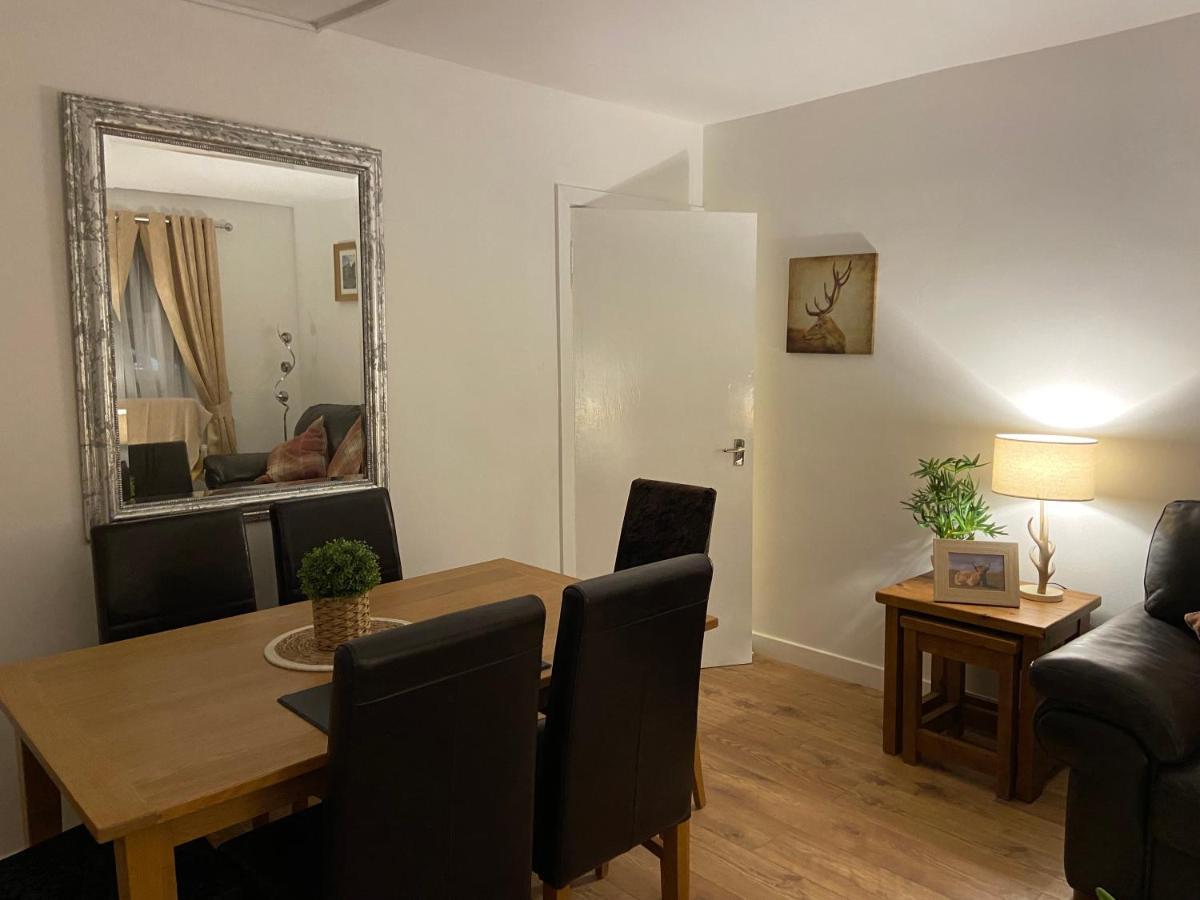 Historic Old Town 2 Bed Ground Floor Apartment สเตอร์ลิง ภายนอก รูปภาพ