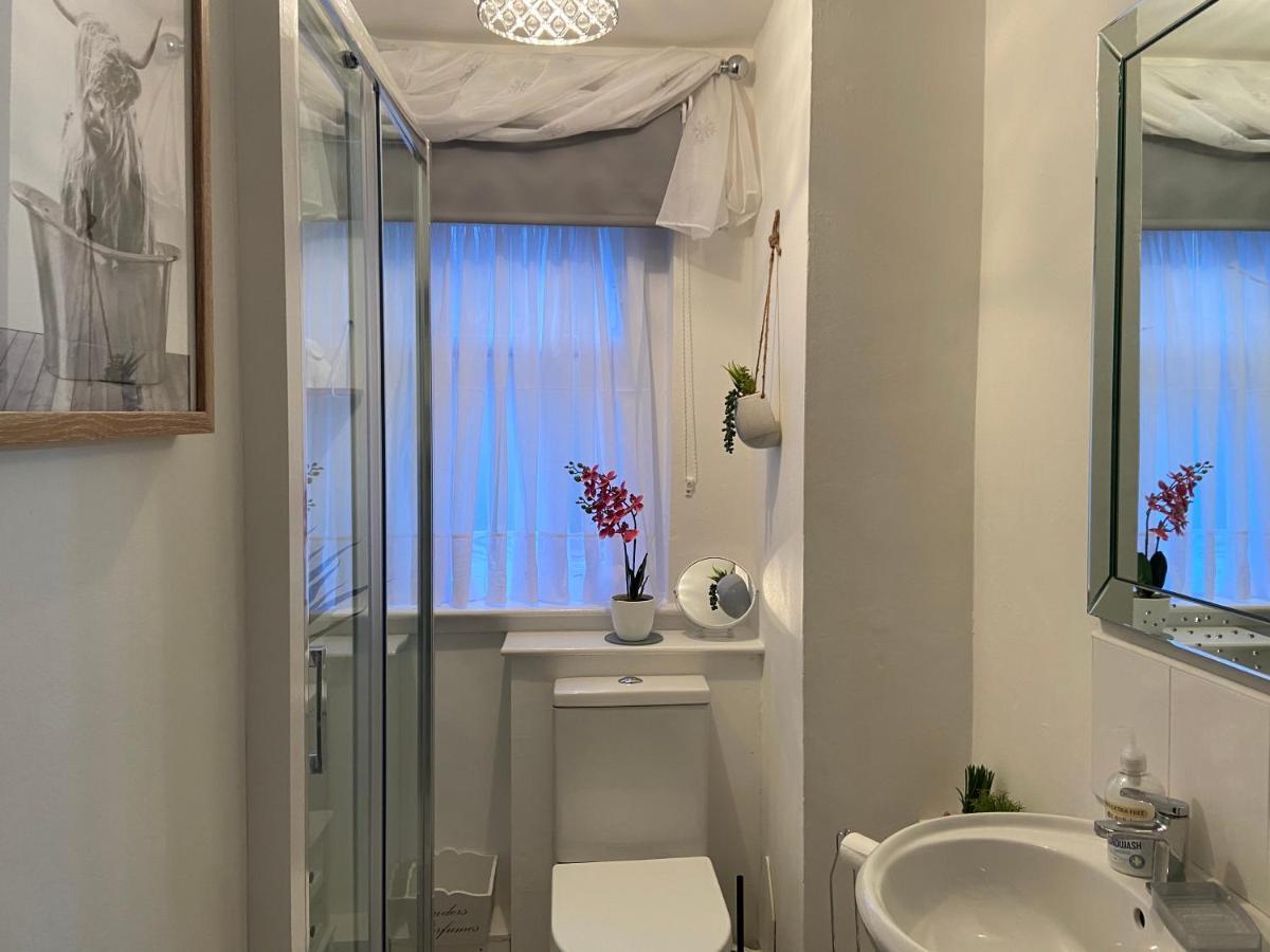 Historic Old Town 2 Bed Ground Floor Apartment สเตอร์ลิง ภายนอก รูปภาพ